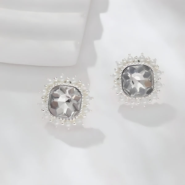 The Zephyr Stud Earrings