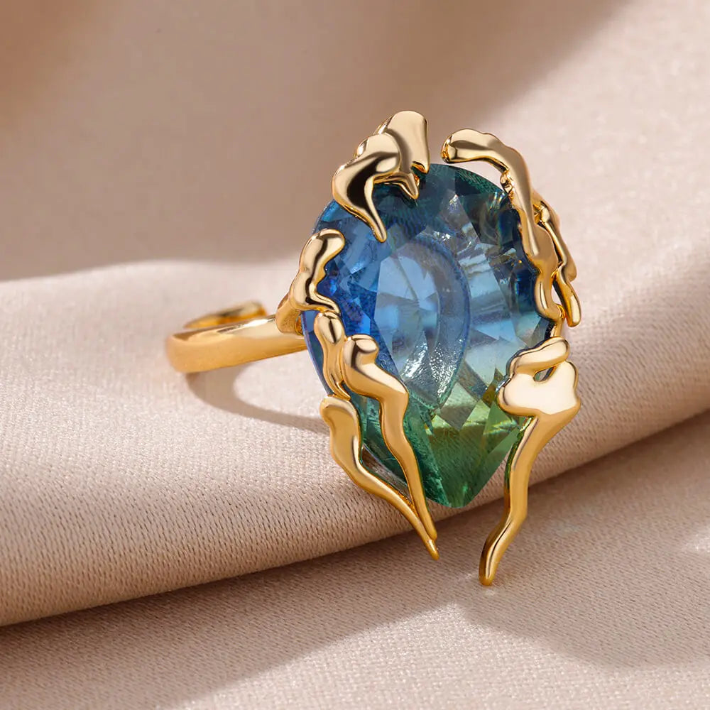 The Vesta Adjustable Ring